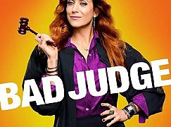 Plakaty promocyjne 1 sezonu serialu Bad Judge