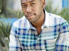 Zdjęcia promocyjne obsady 4 sezonu serialu Jess i chłopaki