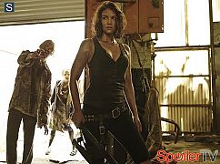 Żywe trupy: 5x01 No Sanctuary - zdjęcia promocyjne