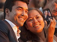 Zdjęcia z pokazu premiery 5 sezonu serialu Hawaii 5.0