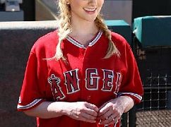 Teoria wielkiego podrywu: 8x03 The First Pitch Insufficiency - zdjęcia promocyjne