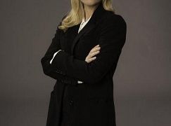Zdjęcia promocyjne obsady 2 sezonu serialu The Fall