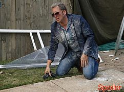 The Mysteries of Laura: 1x05 The Mystery of the Terminal Tenant - zdjęcia promocyjne