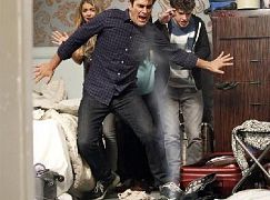 Współczesna rodzina: 6x04 Marco Polo - zdjęcia promocyjne