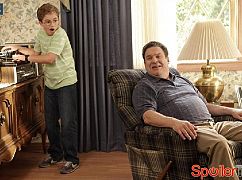 The Goldbergs: 2x05 Family Takes Care of Beverly - zdjęcia promocyjne