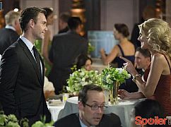 Benched: 1x02 Downsizing - zdjęcia promocyjne