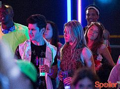Faking It: 2x06 The Ecstasy and the Agony - zdjęcia promocyjne
