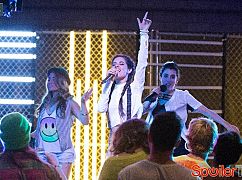 Faking It: 2x06 The Ecstasy and the Agony - zdjęcia promocyjne