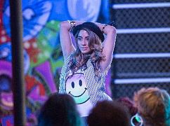 Faking It: 2x06 The Ecstasy and the Agony - zdjęcia promocyjne