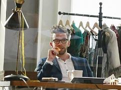 Współczesna rodzina: 6x07 Queer Eyes, Full Hearts - zdjęcia promocyjne