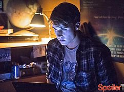 Arrow: 3x05 The Secret Origin of Felicity Smoak - zdjęcia promocyjne