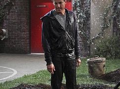 The Millers: 2x06 Diggin’ Up Bones - zdjęcia promocyjne