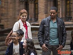 The Mysteries of Laura: 1x09 The Mystery of the Dysfunctional Dynasty - zdjęcia promocyjne