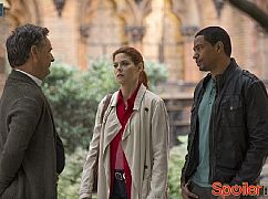 The Mysteries of Laura: 1x09 The Mystery of the Dysfunctional Dynasty - zdjęcia promocyjne