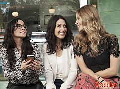 Girlfriends’ Guide to Divorce: 1x01 Rule #23: Never Lie To The Kids - zdjęcia promocyjne