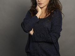 Zdjęcia promocyjne obsady 1 sezonu serialu Secrets & Lies