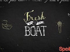 Plakaty promocyjne 1 sezonu serialu Fredh Off the Boat