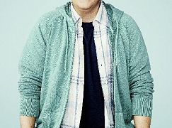 Zdjęcia promocyjne obsady 1 sezonu serialu Weird Loners