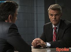 Prawo i bezprawie: 16x10 Forgiving Rollins - zdjęcia promocyjne