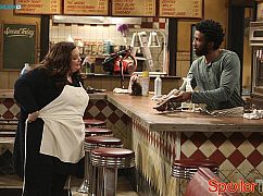 Mike i Molly: 5x07 Support Your Local Samuel - zdjęcia promocyjne