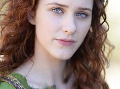Zdjęcia promocyjne obsady 1 sezonu serialu The Dovekeepers