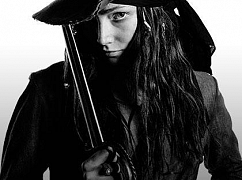 Zdjęcia promocyjne obsady 2 sezonu serialu Black Sails