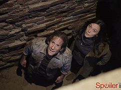 Helix: 2x07 Cross-Pollination - zdjęcia promocyjne