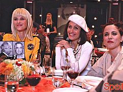 Girlfriends’ Guide to Divorce: 1x12 Rule#92: Don't Do the Crime if you can't Do the Time - zdjęcia promocyjne