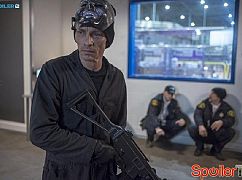 Chicago PD: 2x16 What Puts You On That Ledge - zdjęcia promocyjne