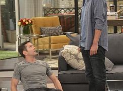 The Odd Couple: 1x04 The Blind Leading the Blind Date - zdjęcia promocyjne