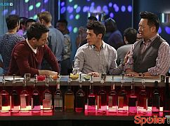 Young and Hungry: 2x01 Young & Too Late - zdjęcia promocyjne