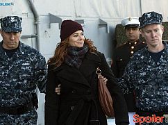 The Mysteries of Laura: 1x18 The Mystery of the Sunken Sailor - zdjęcia promocyjne