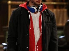 Undateable: 2x02 Candace's Boyfriend Walks Into a Bar - zdjęcia promocyjne
