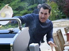 Współczesna rodzina: 6x19 Grill, Interrupted - zdjęcia promocyjne