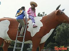 Pępek świata: 6x19 Siblings and Sombreros - zdjęcia promocyjne