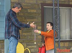 Pępek świata: 6x19 Siblings and Sombreros - zdjęcia promocyjne