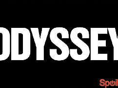 Plakaty promocyjne 1 sezonu serialu American Odyssey