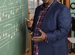 Zdjecia promocyjne obsady 1 sezonu serialu Mr. Robinson