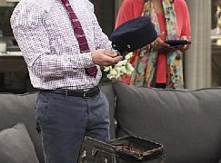 The Odd Couple: 1x11 Jealous Island - zdjęcia promocyjne