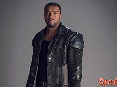 Zdjęcia promocyjne obsady 1 sezonu serialu Dark Matter