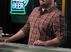 Undateable: 2x09 An Angry Judge Walks Into a Bar - zdjęcia promocyjne