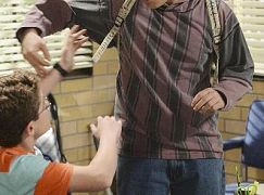 The Goldbergs: 2x24 Turn Around, Bright Eyes - zdjęcia promocyjne