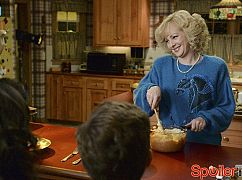 The Goldbergs: 2x24 Turn Around, Bright Eyes - zdjęcia promocyjne