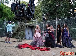 Słodkie kłamstewka: 6x01 Game On, Charles - zdjęcia promocyjne