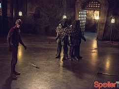 Arrow: 3x23 My Name is Oliver Queen - zdjęcia promocyjne