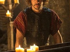 Atlantis: 2x12-13 The Queen Must Die - zdjęcia promocyjne