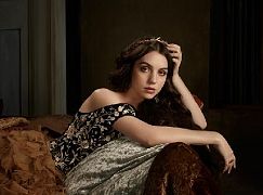 Zdjęcia promocyjne obsady 2 sezonu serialu Reign