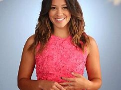 Zdjęcia promocyjne obsady 1 sezonu serialu Jane the Virgin