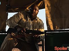 Zoo: 1x02 Fight Or Flight - zdjęcia promocyjne