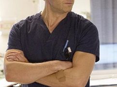 Complications: 1x05 Outbreak - zdjęcia promocyjne